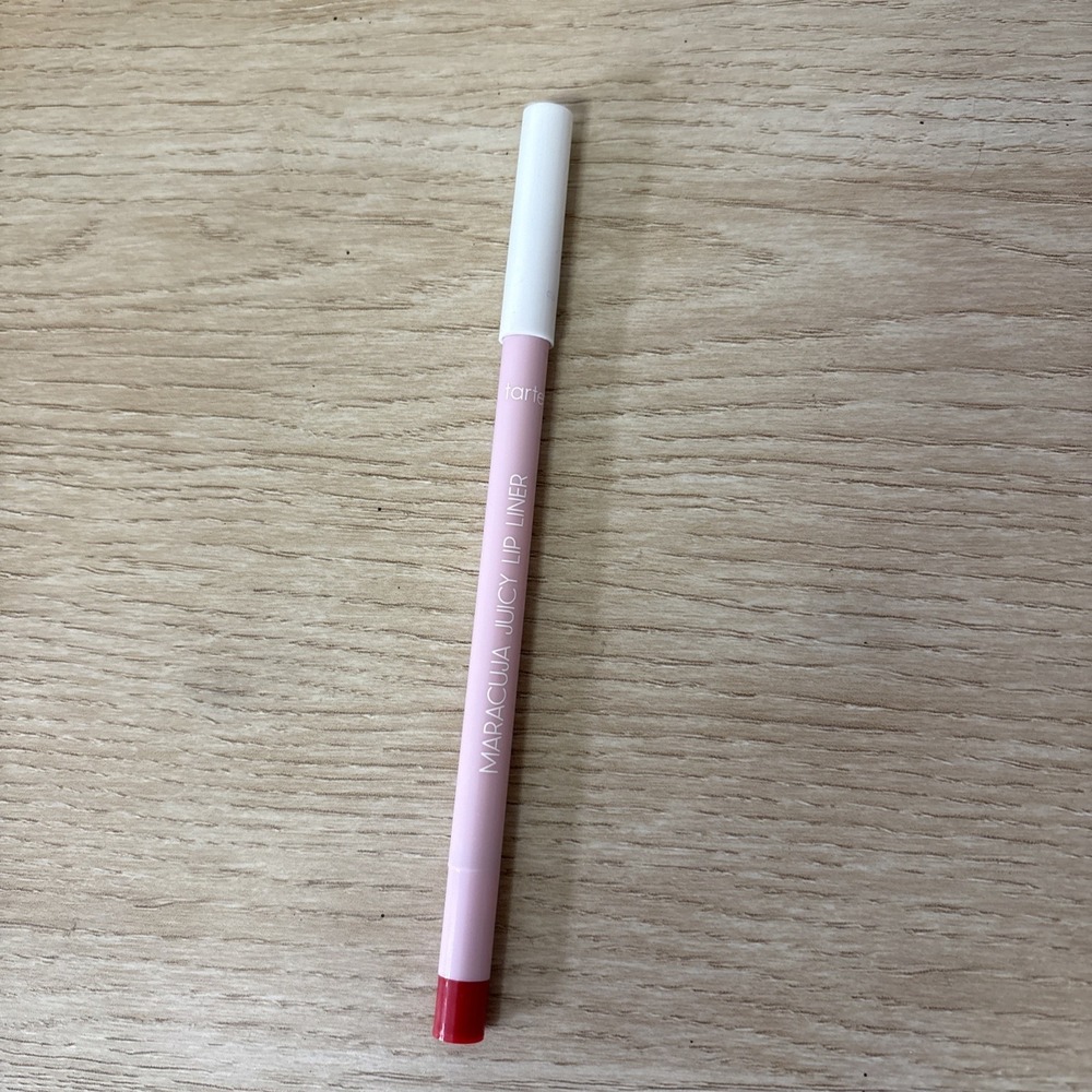 Tarte Maracuja Juicy Lip Liner Red 0.01 oz No‎ Box